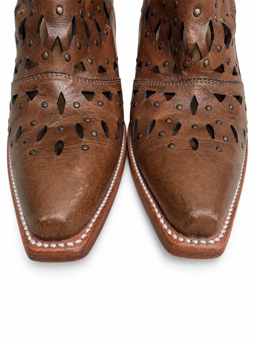 Ariat Dixon Studded Laser Cut Western Ankle Booties Brown Leather 8 Boho - Picture 10 of 16